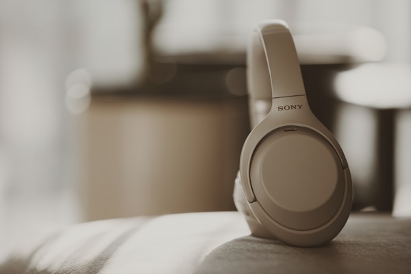 Best Bluetooth Noise Cancelling Headphones in 2026: The Definitive Guide