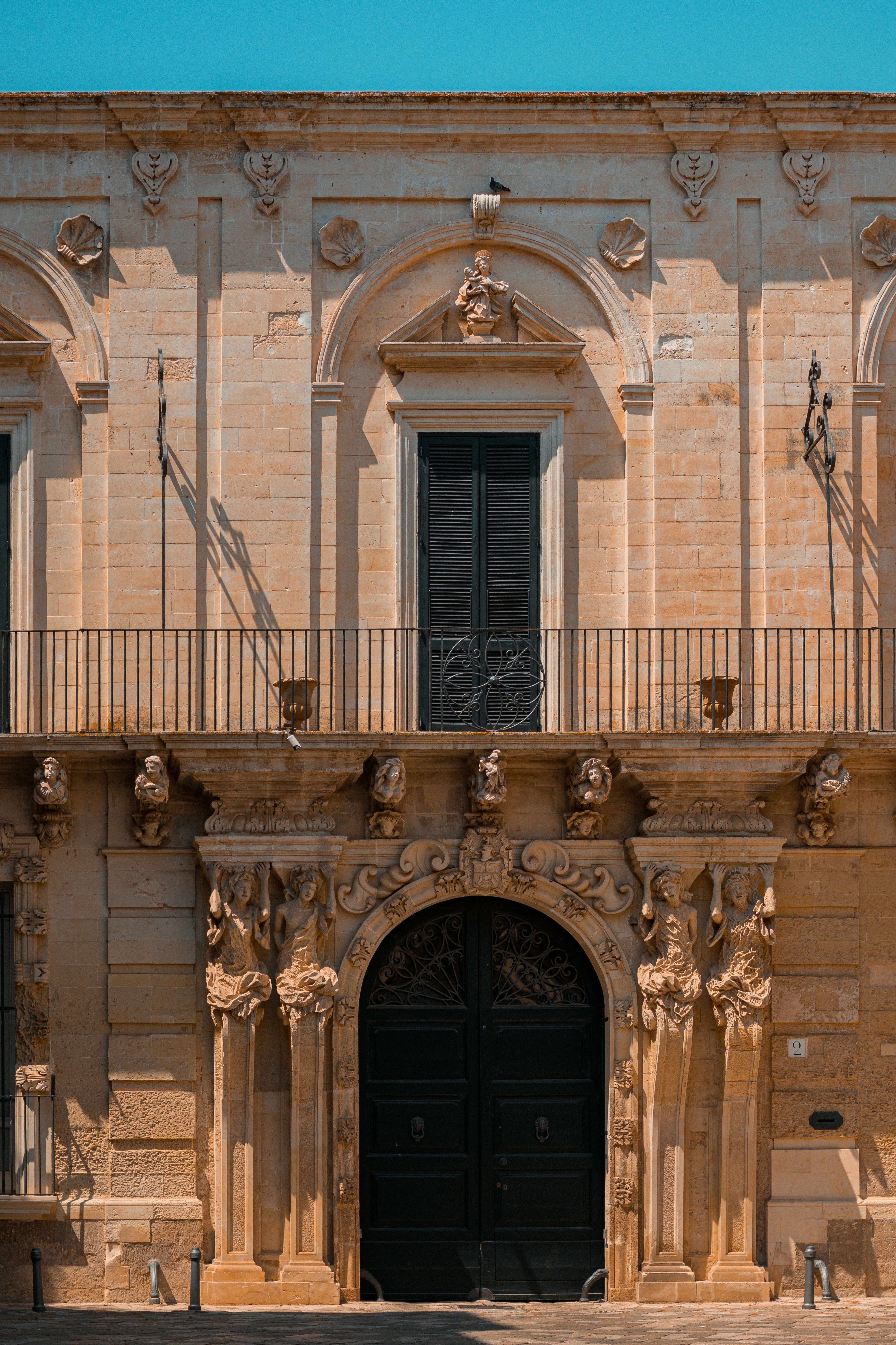 Photo by valentinlacoste