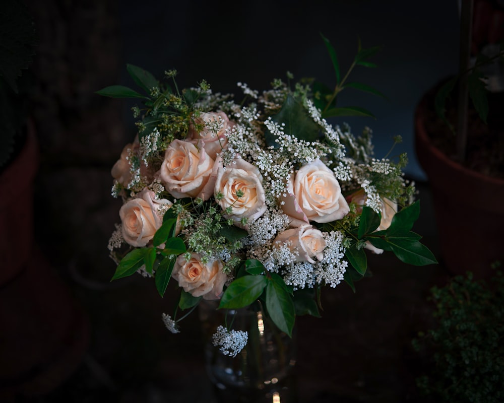 a bouquet of white roses