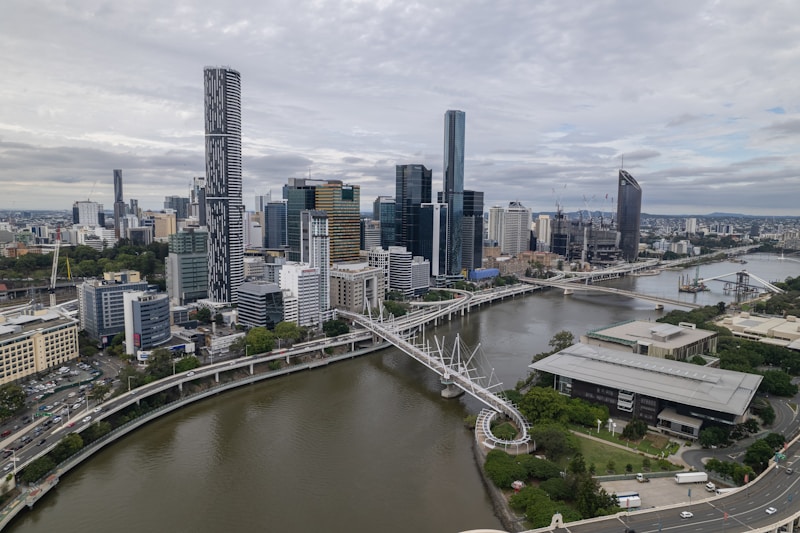 How Newstead benefits from the Gasworks precinct, Breakfast Creek Road commercial corridor, and proximity to the Fortitude Valley and Teneriffe precincts Is Driving Newstead Property Values