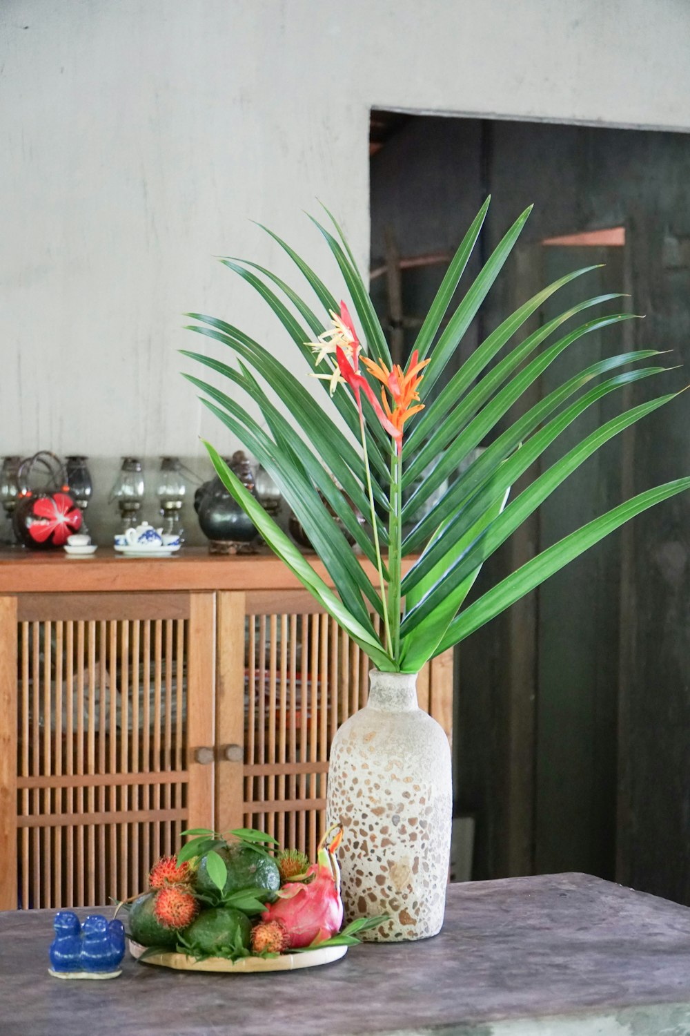 a vase with flowers