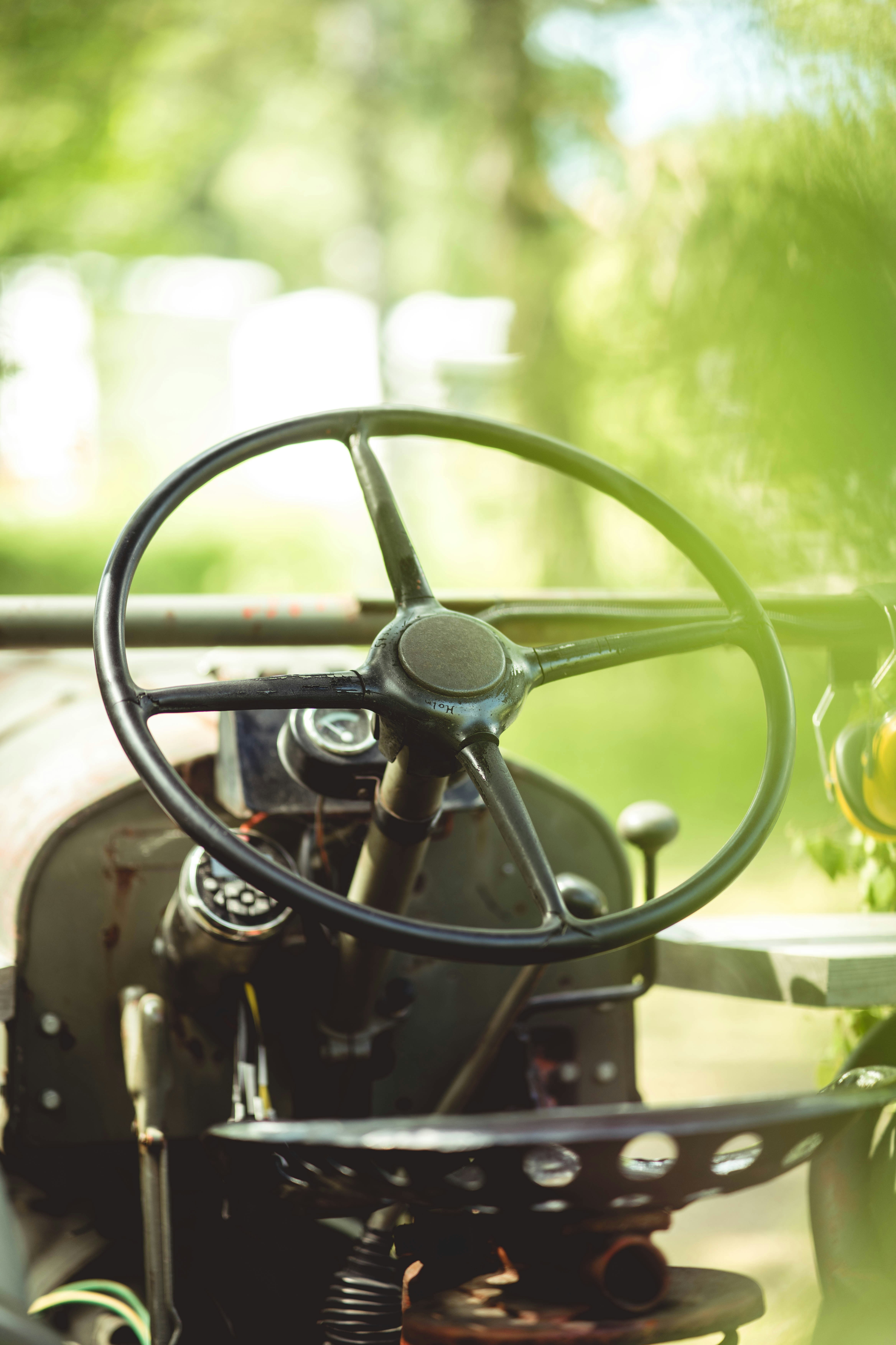 a close up of a steering wheel