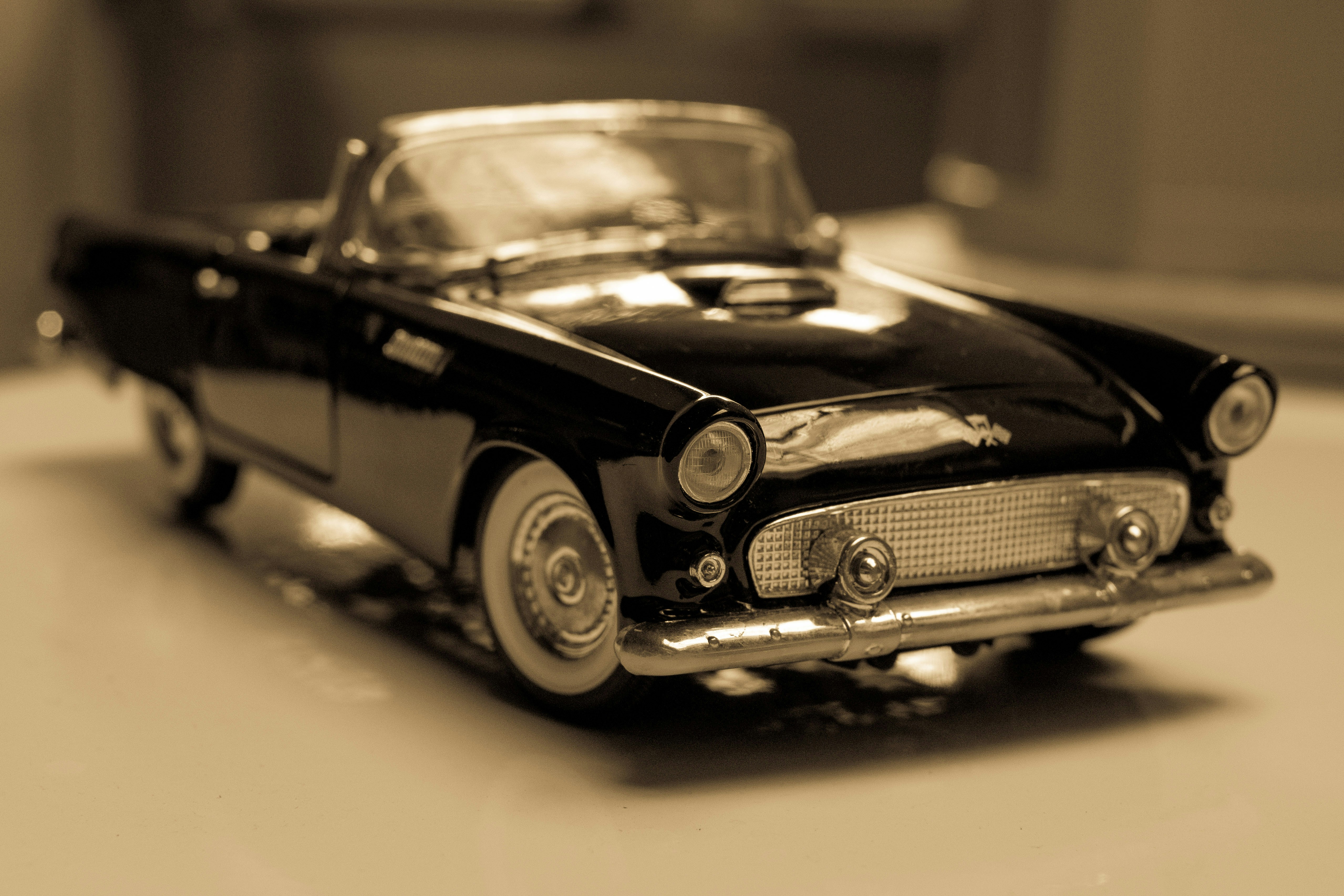 Ford Thunderbird Die-Cast Model