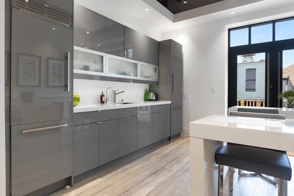 Puerta corrediza de vidrio residencial