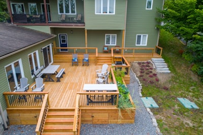 Deck build Seattle Trex composite