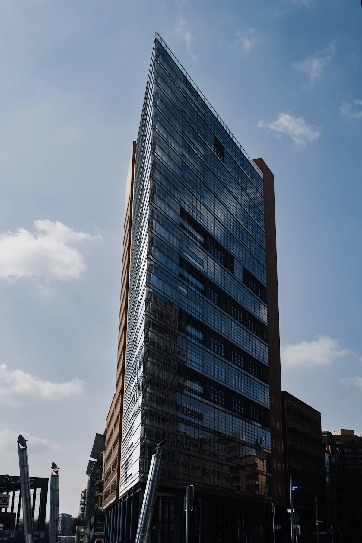Commercial Office Building — London, a Pledex Group asset intelligence engagement