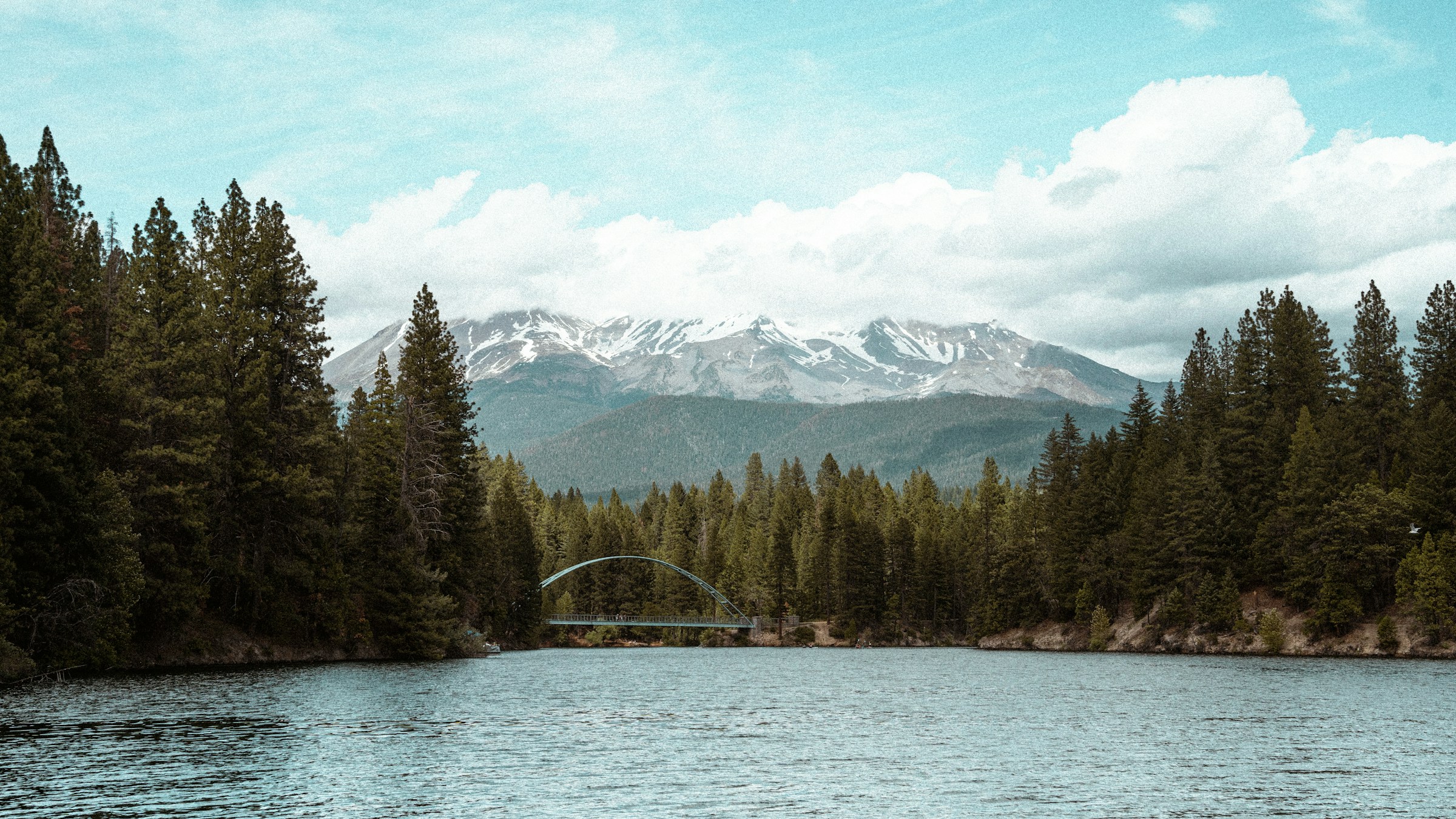 Lake Siskiyou and Mount Shasta, Northern California