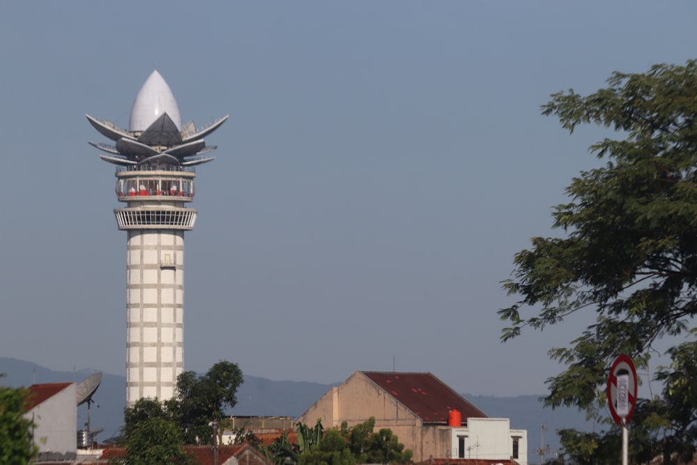 a tall tower with a pointed top