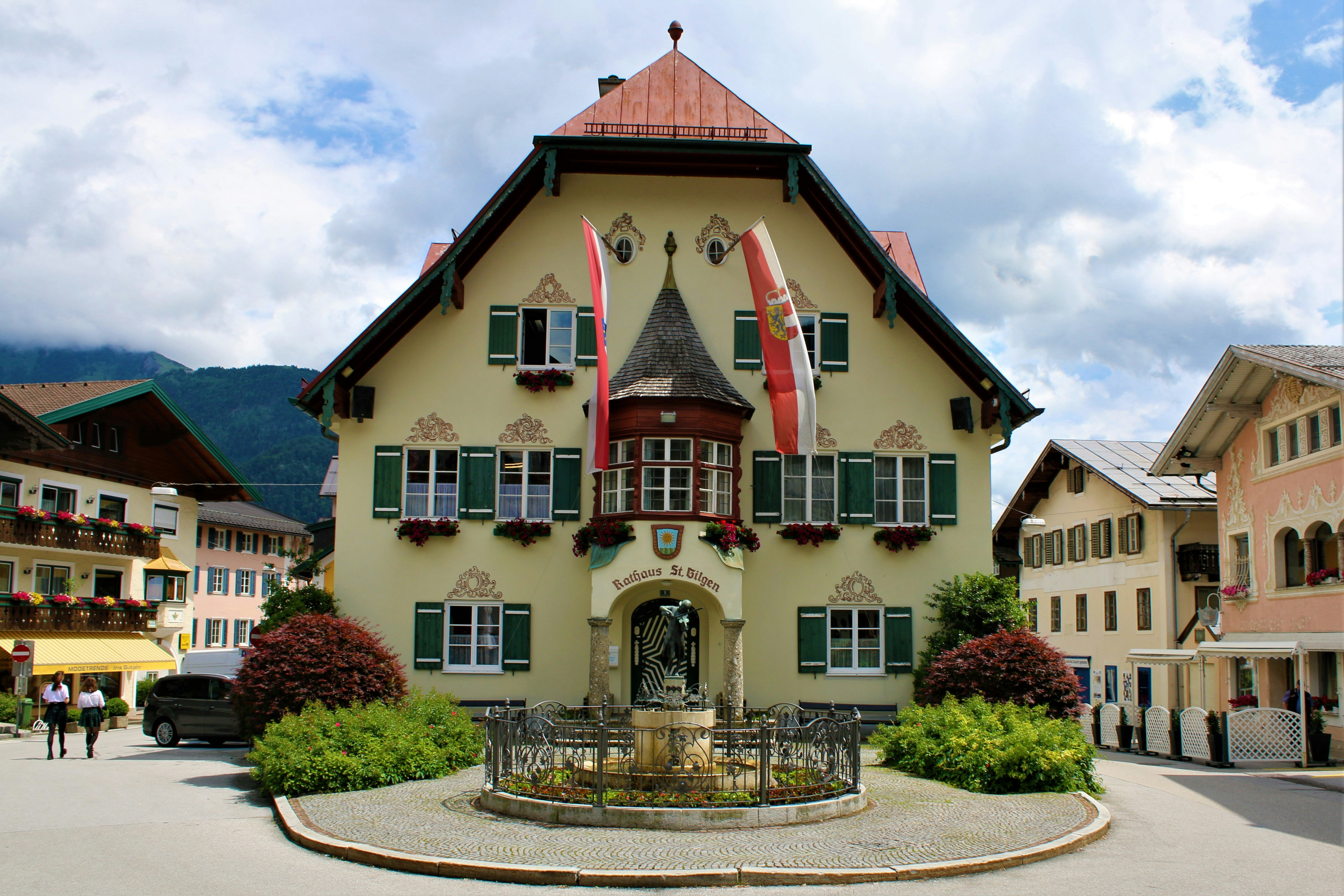 a building with a fountain in front of it