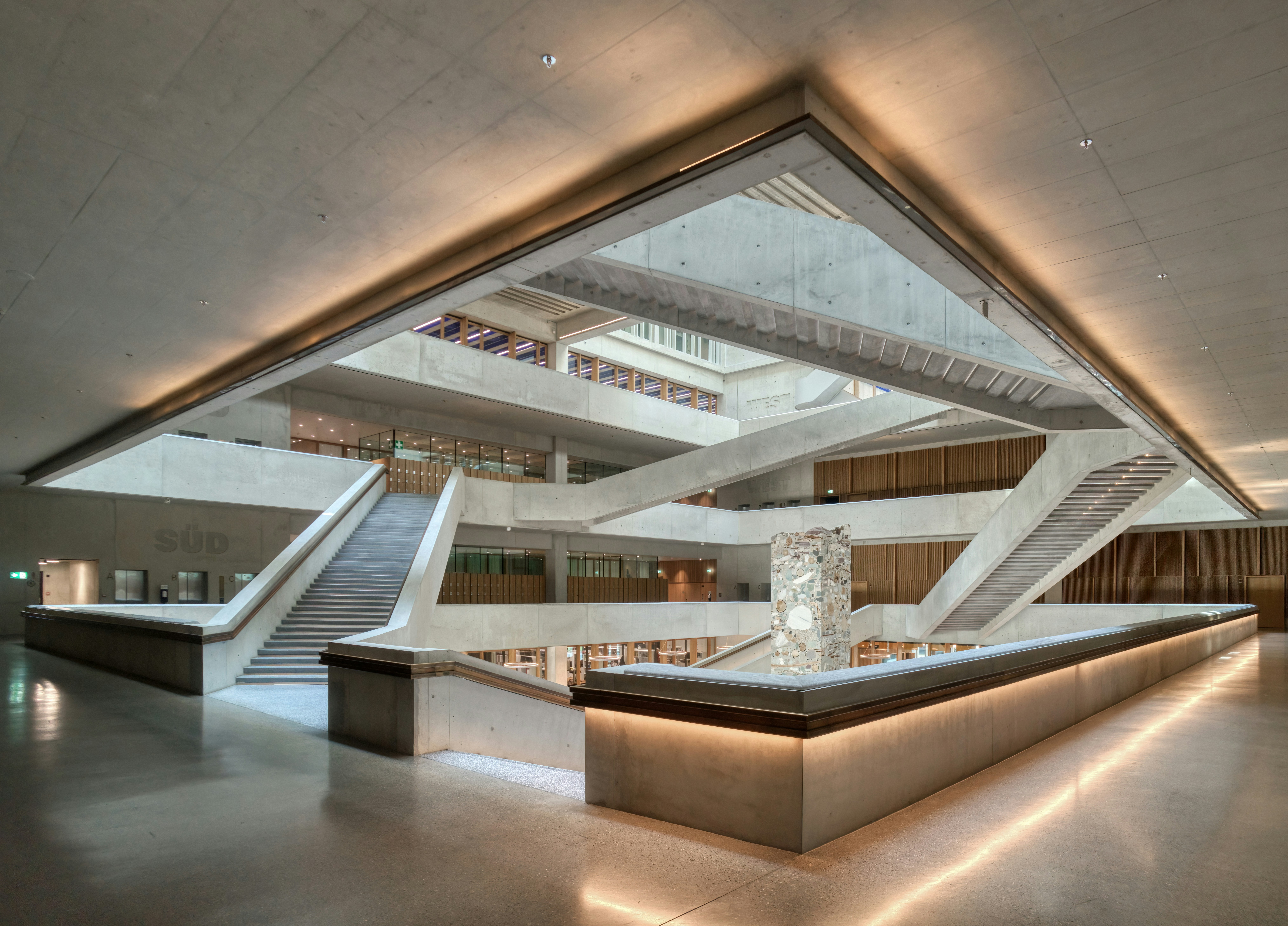 Photo by rgaleriacom