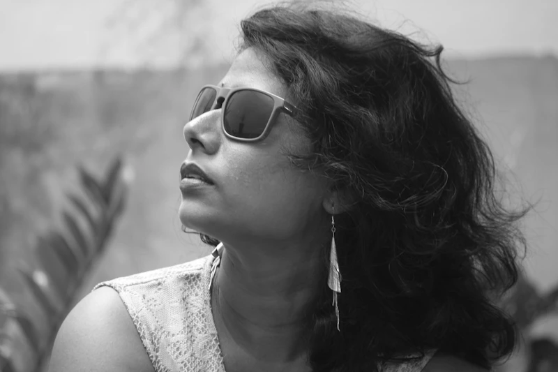 stylish woman wearing sunglasses