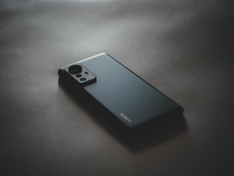 a black cell phone