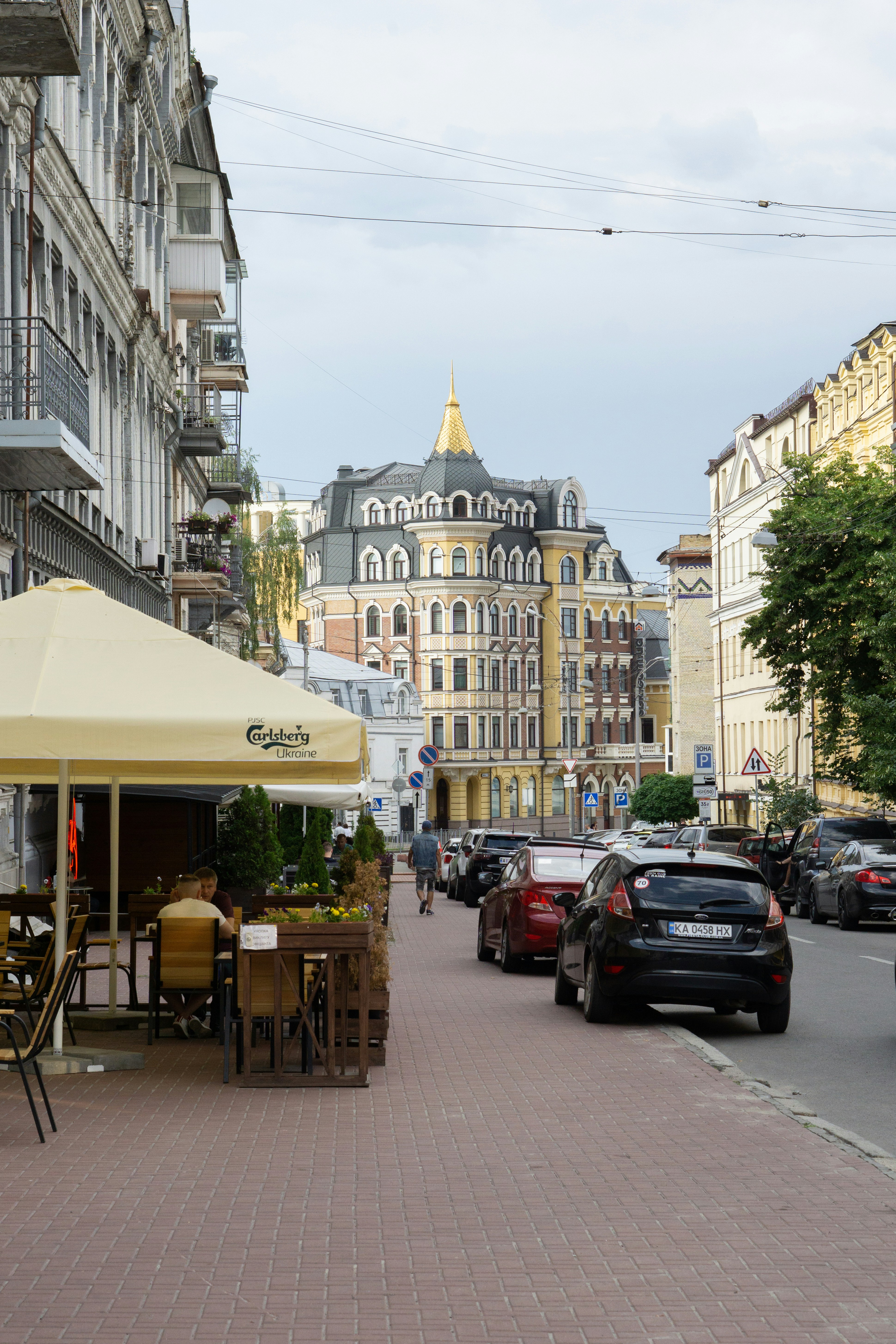 Photo by glotova_content