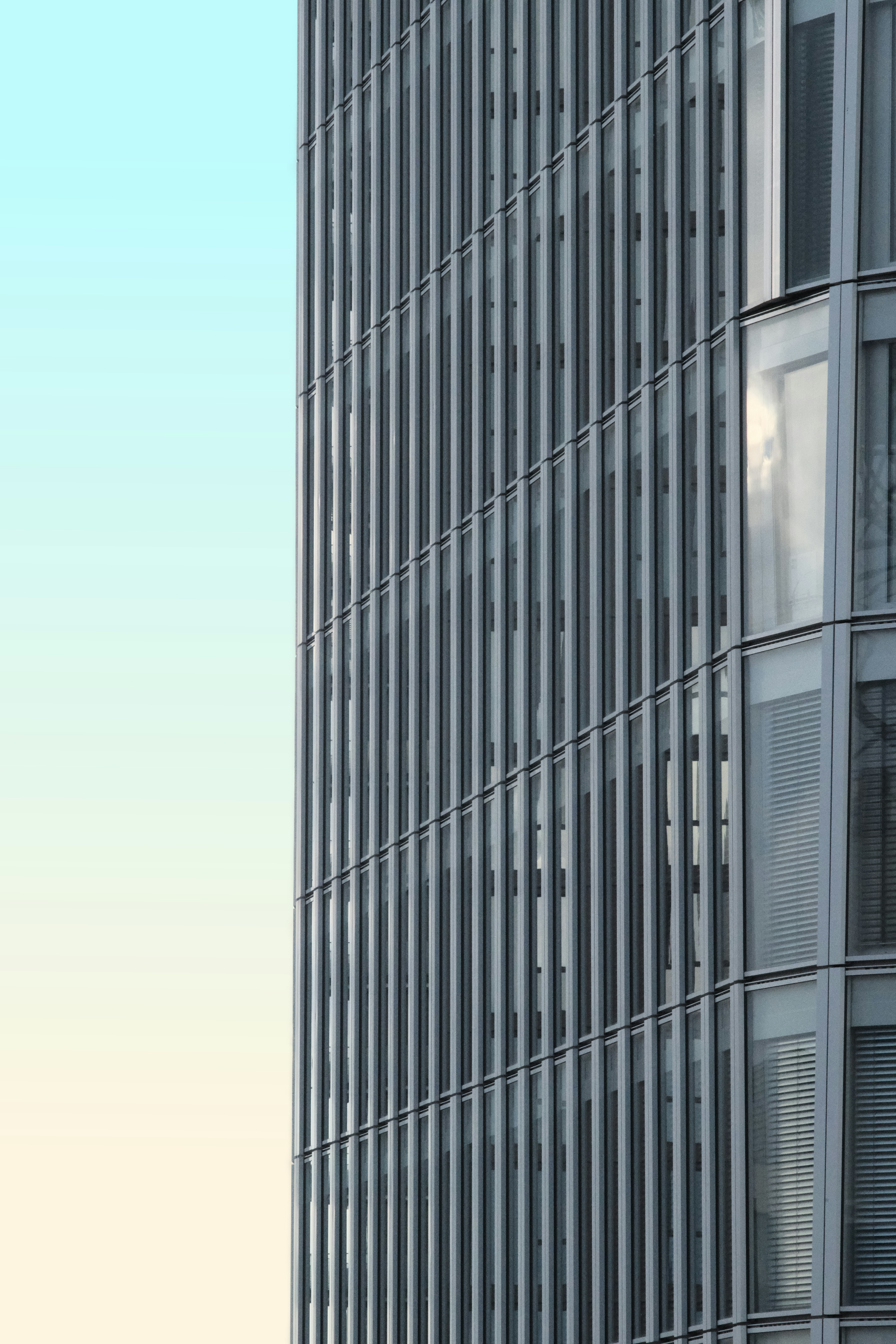 Photo by brutalgeometric