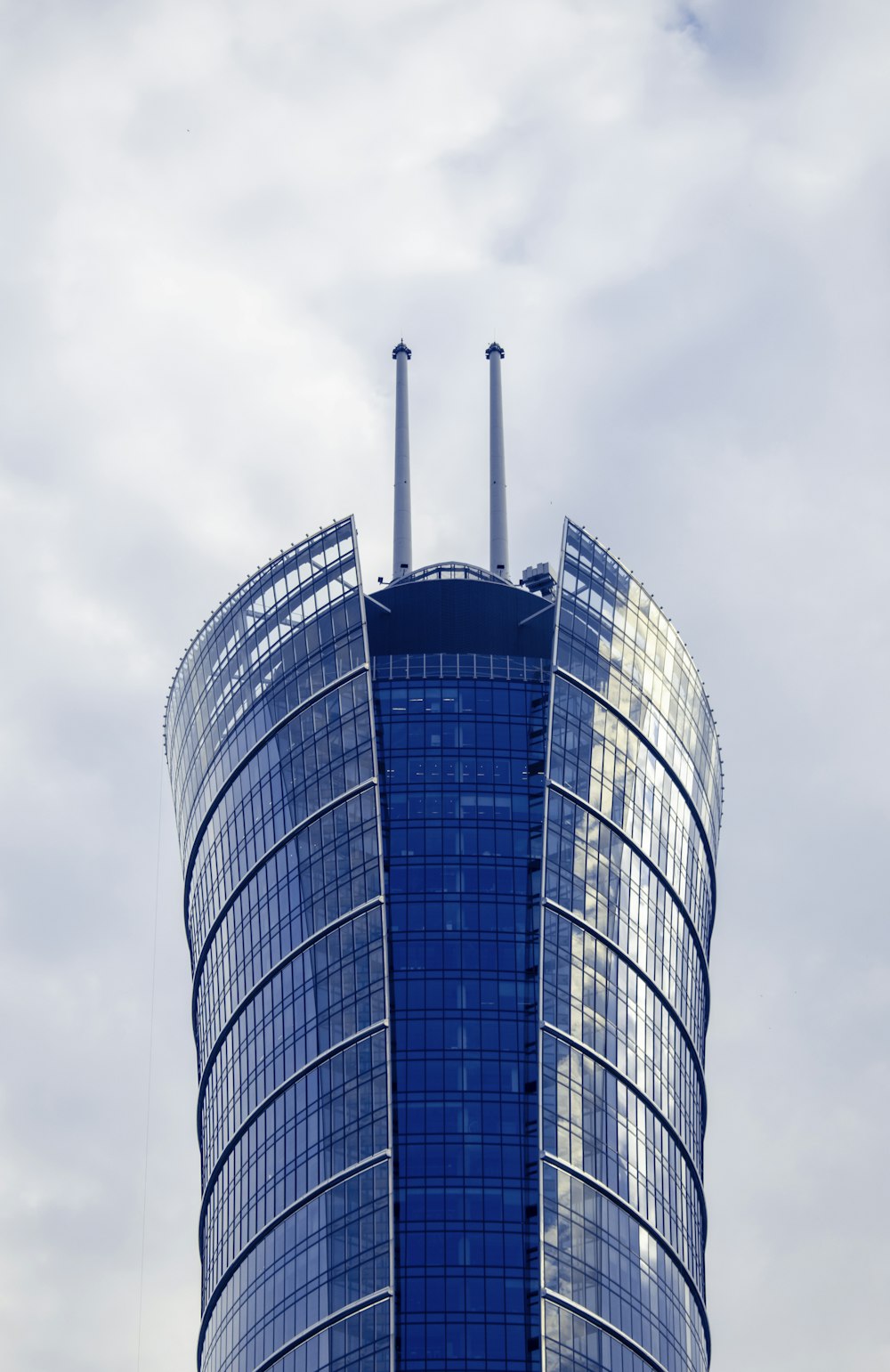 a tall glass building