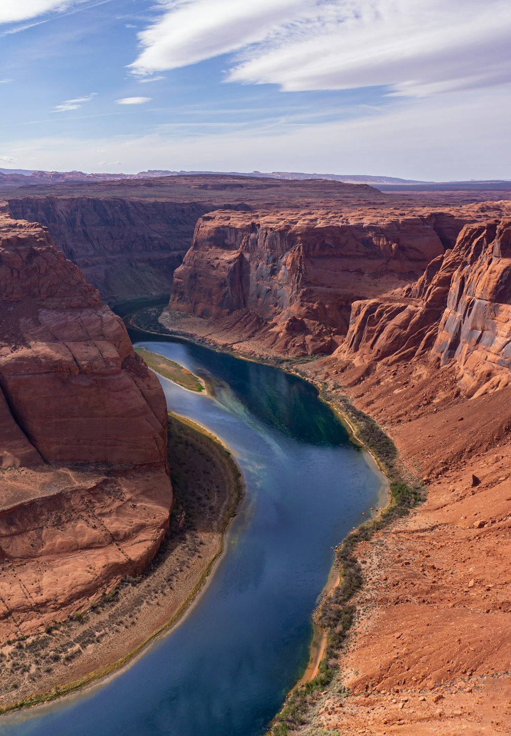 a river running through a canyon