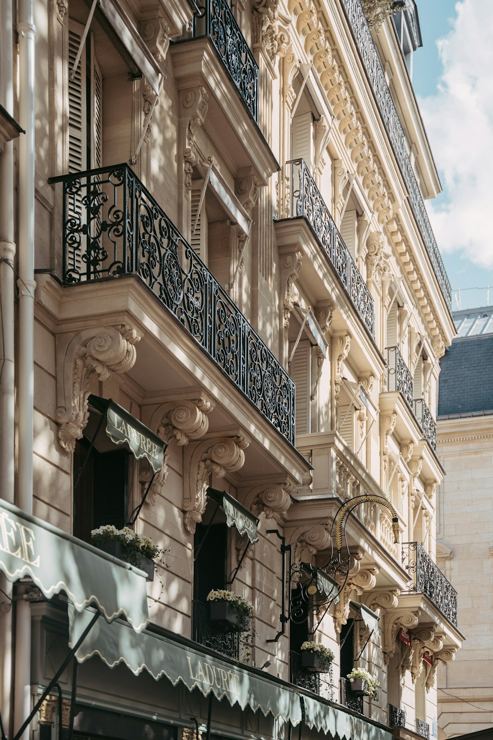 a building with many balconies