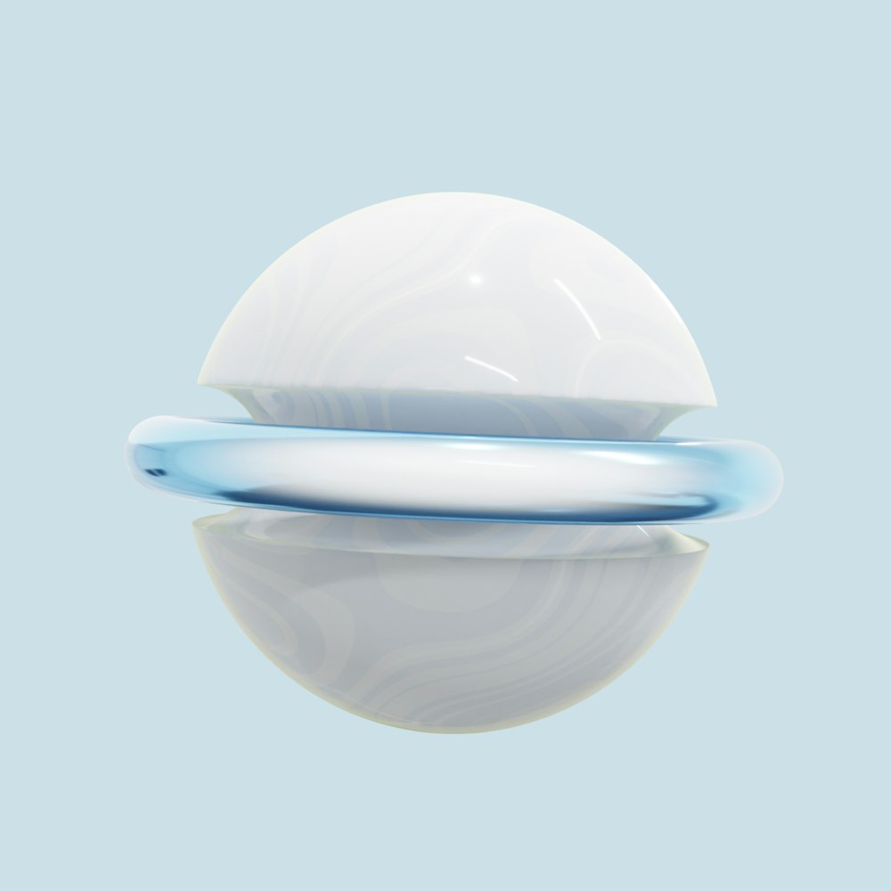 a white bowl with a white lid