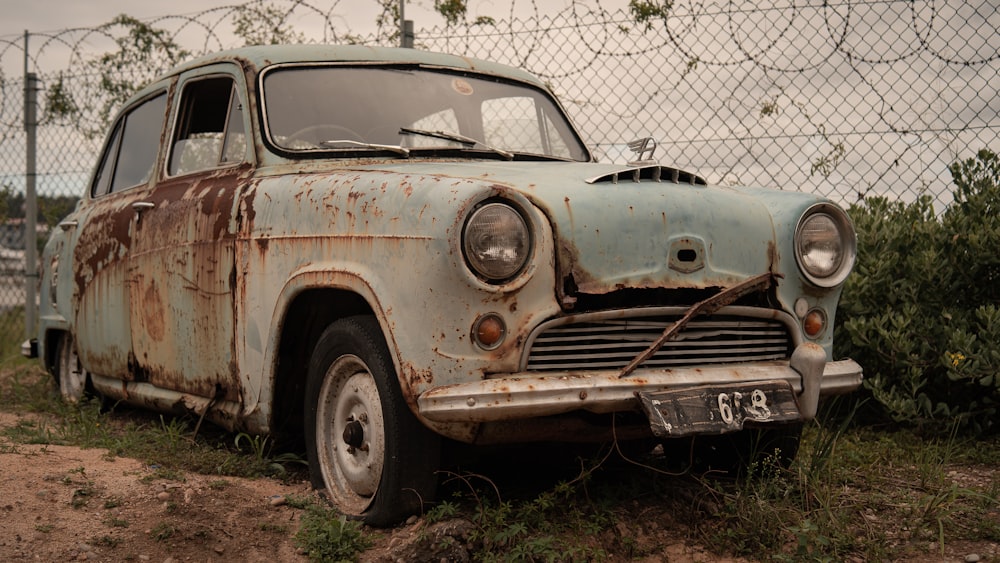 an old rusted car