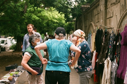Mirjam Walter chatting with local residents at a village market in Samstagern.