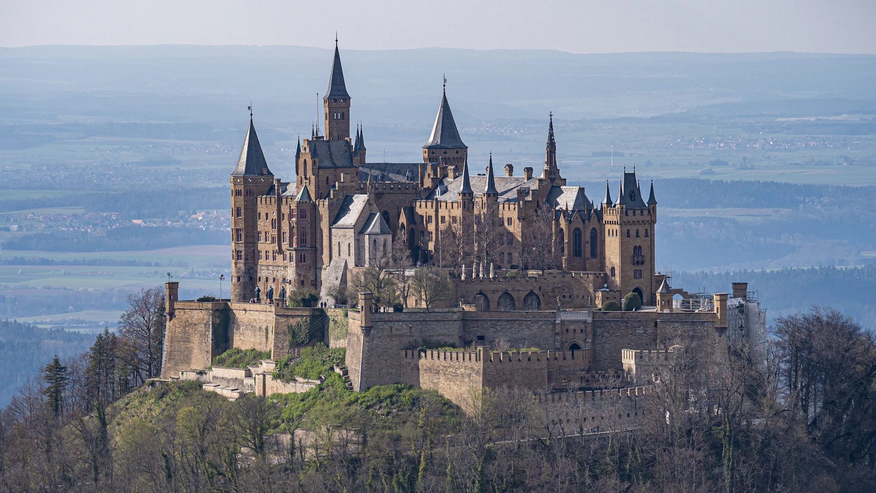 Burg Hohenzollern über der Zollernalb