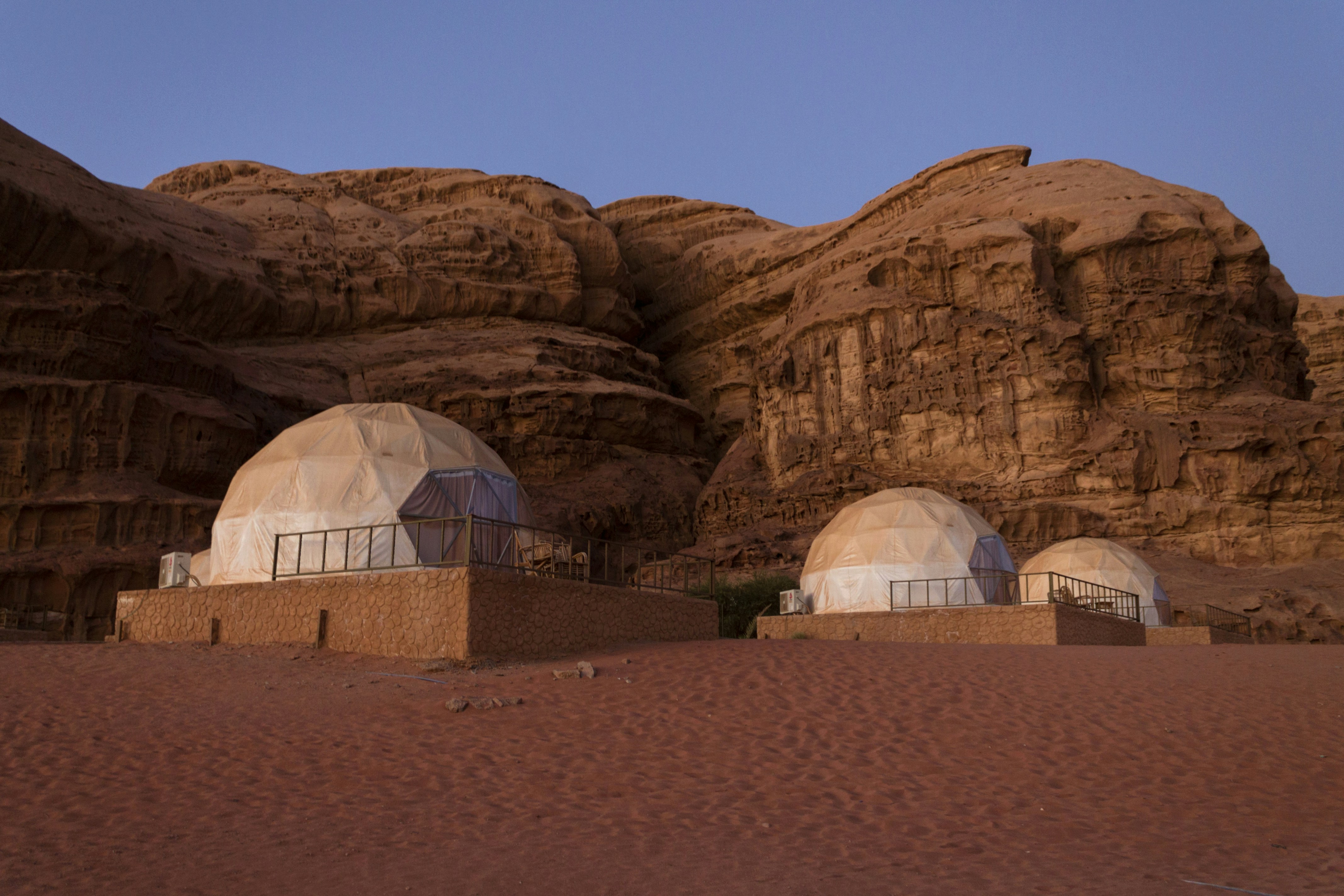 10 Privacy Features That Enhance Wadi Rum Luxury Desert Camps