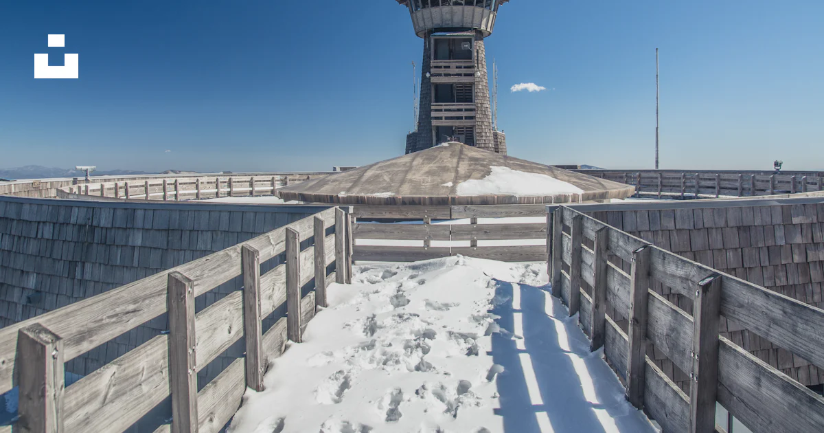 Snow Collection Tower A tower in the snow photo – Free Seesight Image on Unsplash