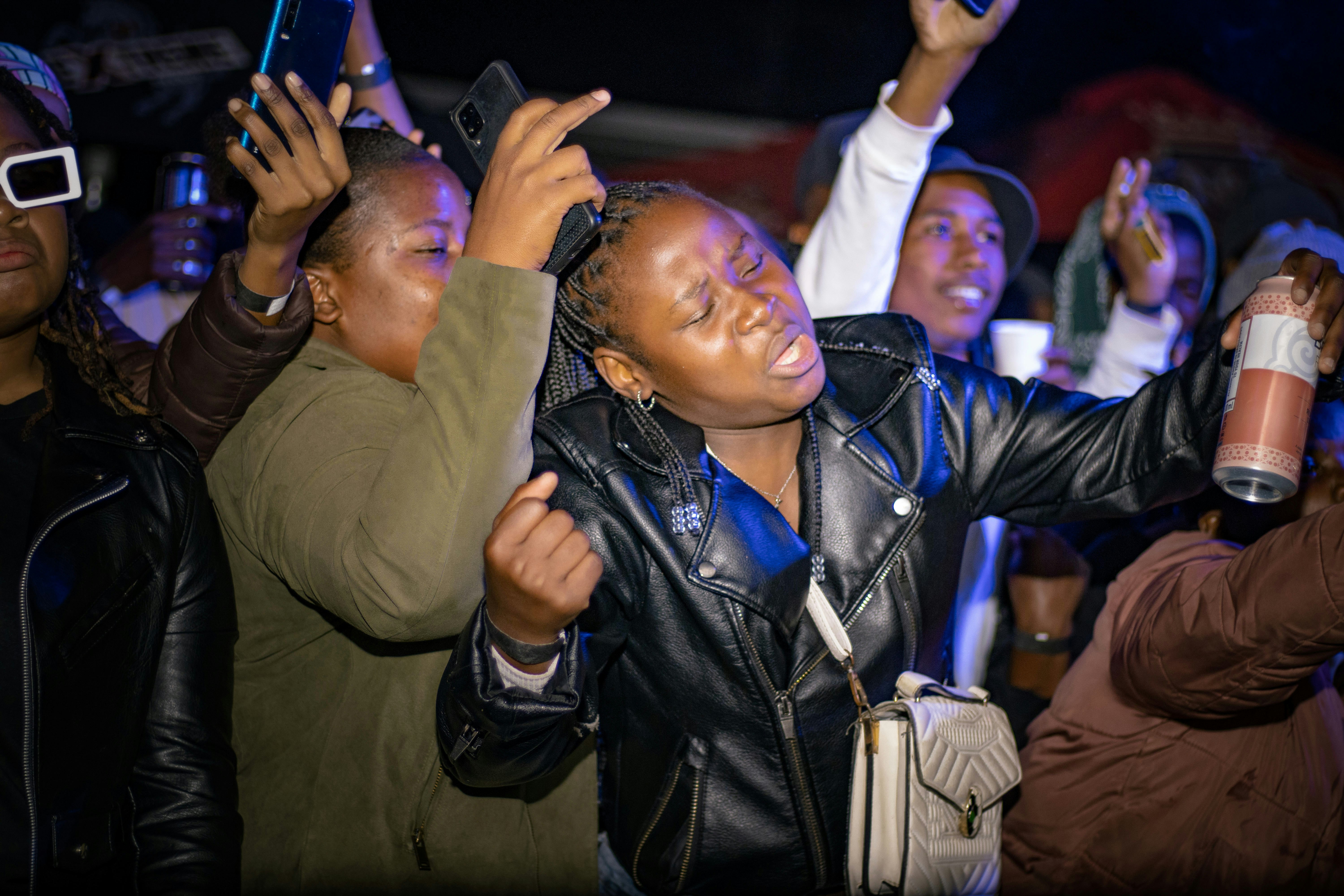 Fans Celebrate Ek Deewane Ki Deewaniyat Box Office Collection!