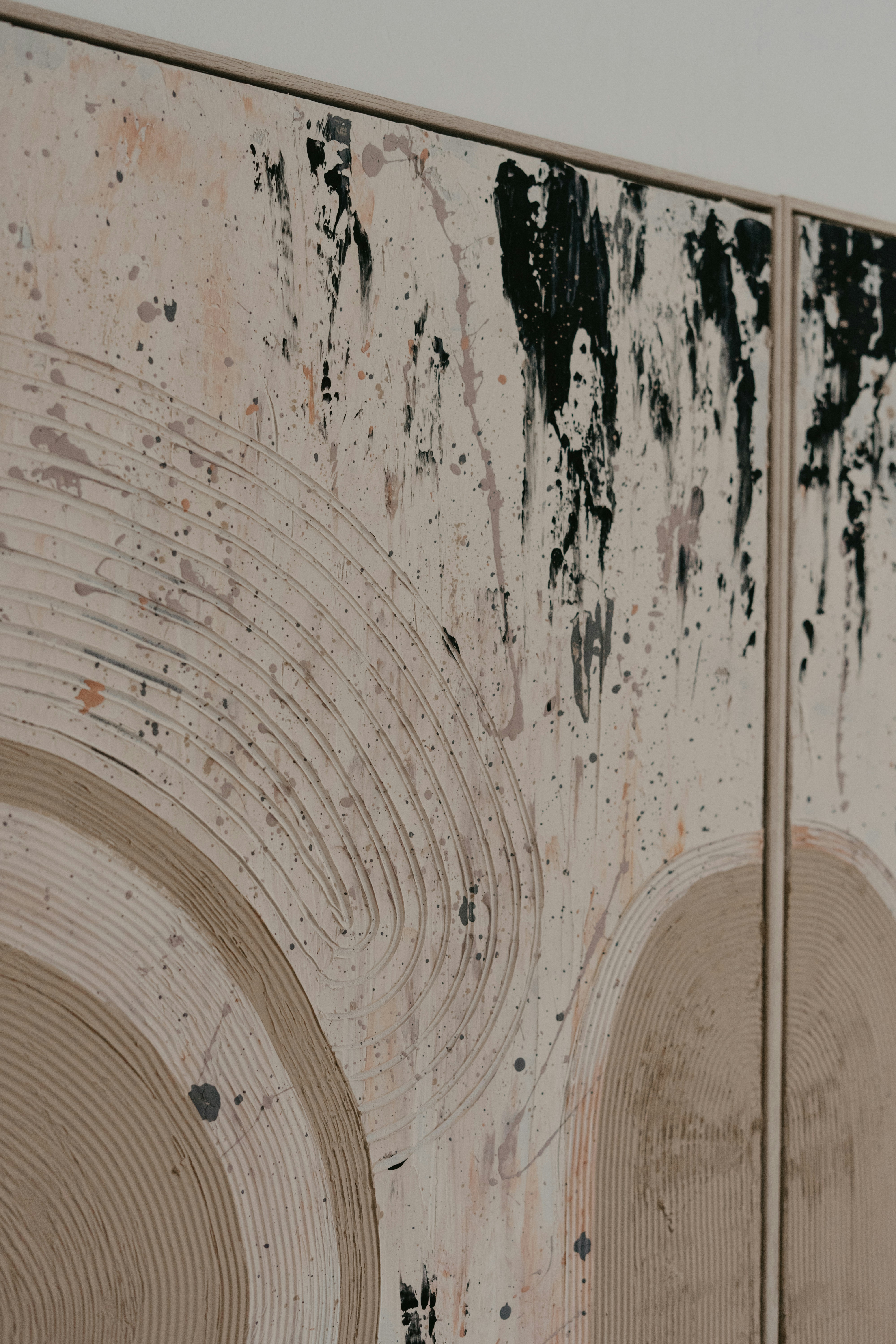 a wall with a design on it