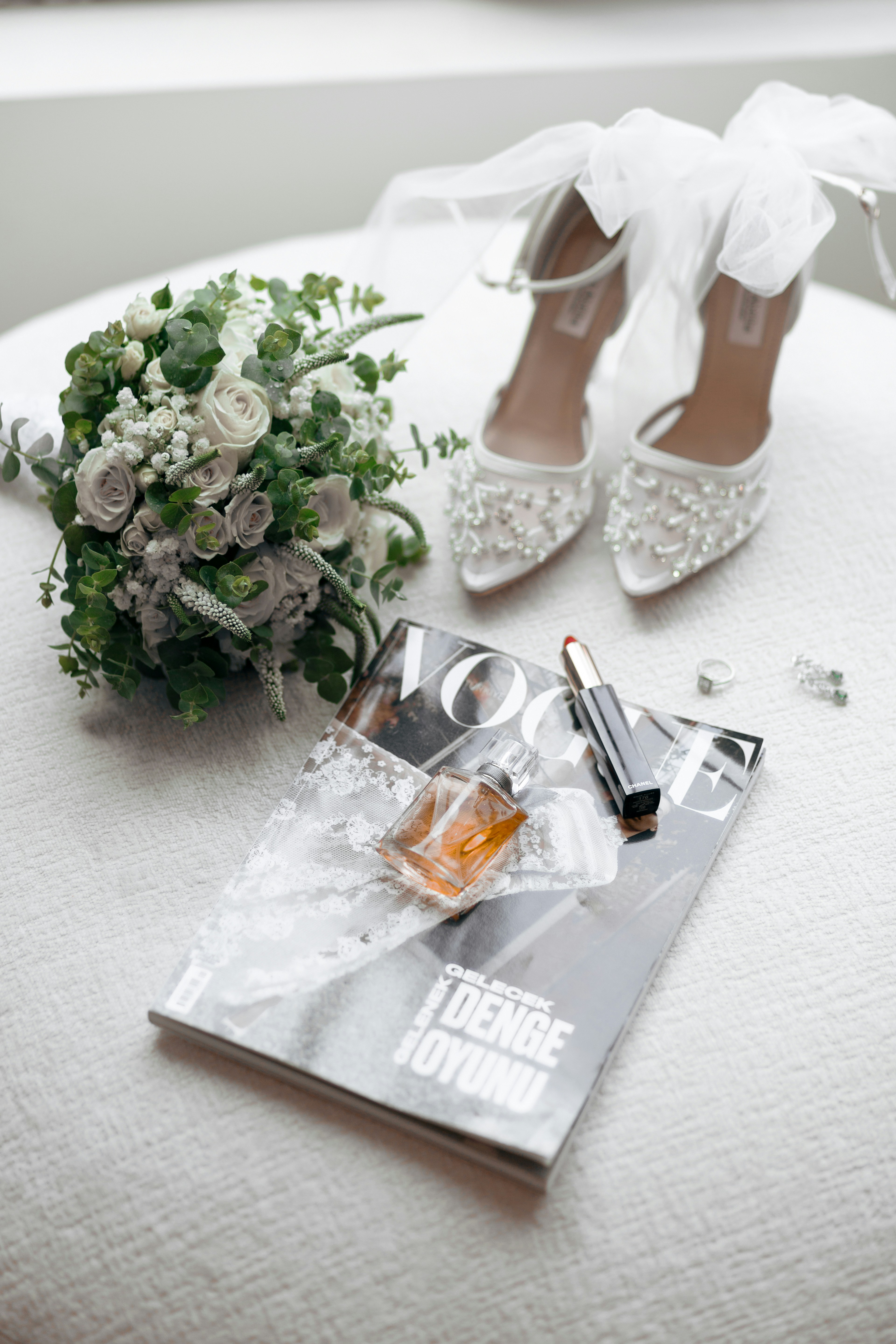 luxury wedding magazine aesthetic, wallpaper, Wedding Magazine Content: The Ultimate Guide to Planning Your Issue 4