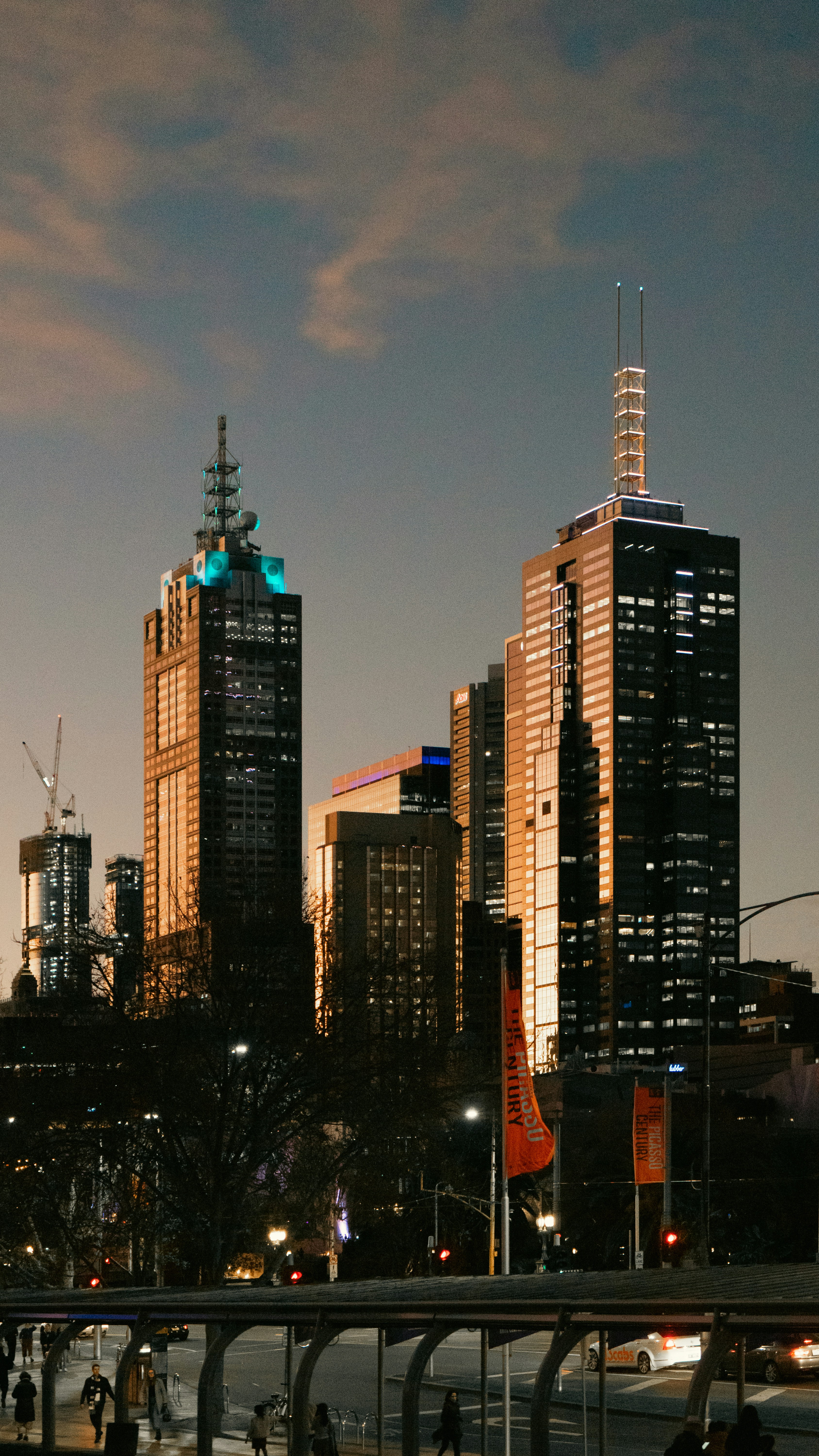 a city skyline at night