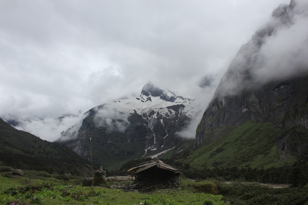 a house in the mountains