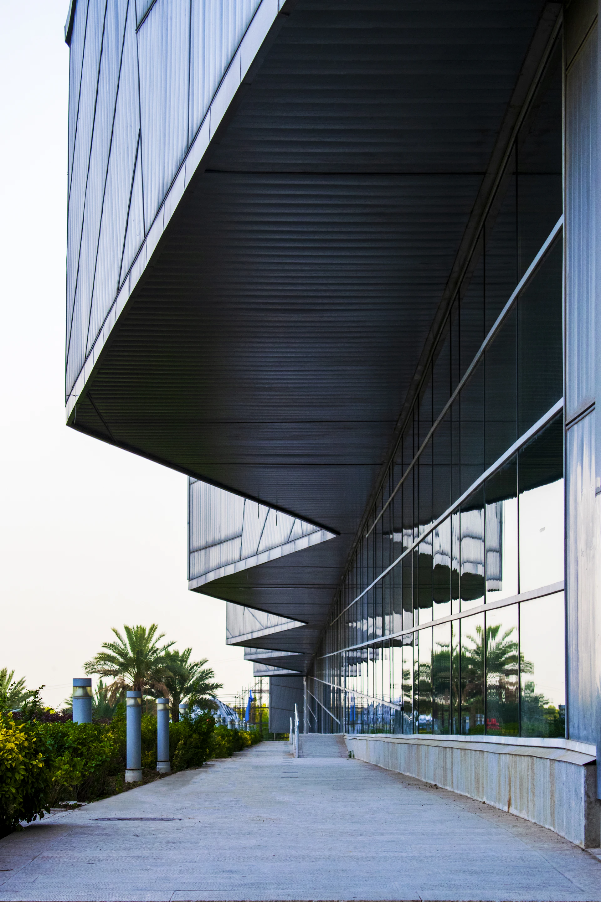 a walkway outside of a building