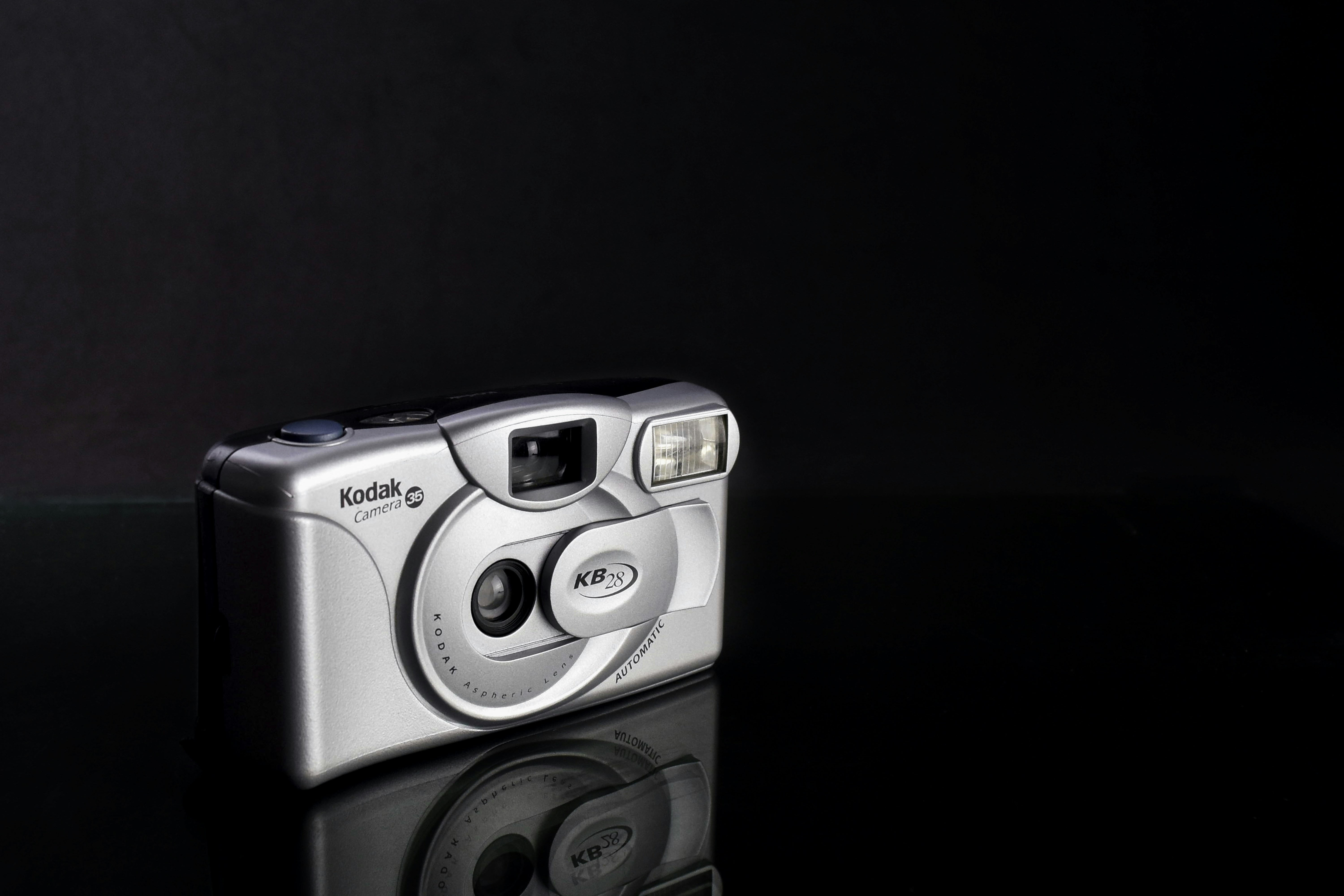 a black and white photo of a camera