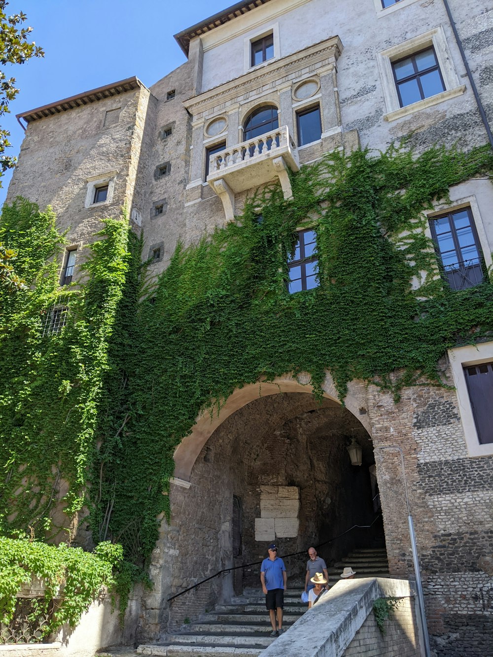 a stone building with a stone archway