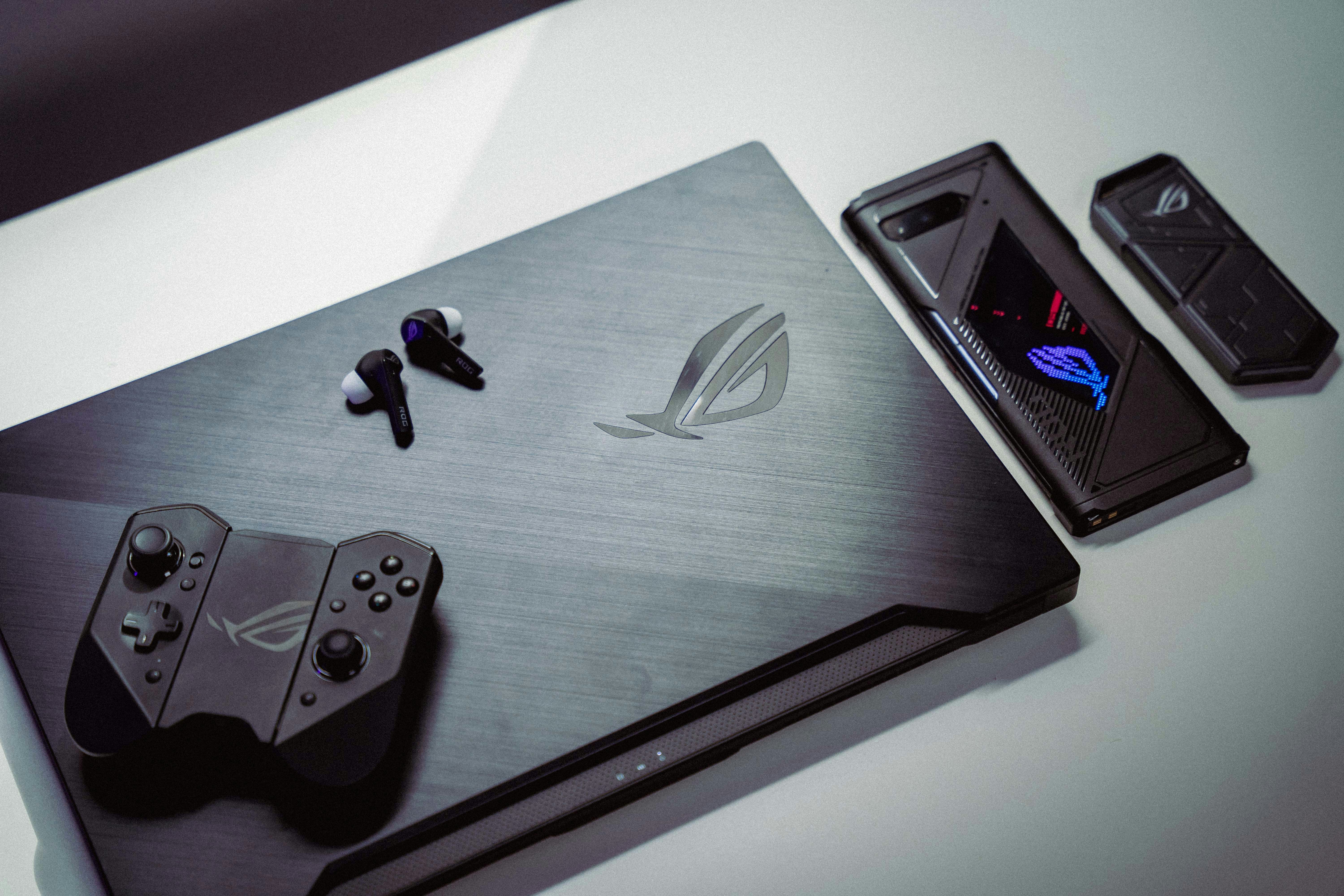Asus ROG Xbox Ally X20: OLED-Display und Joy-Con-Inspiration für Gamer
