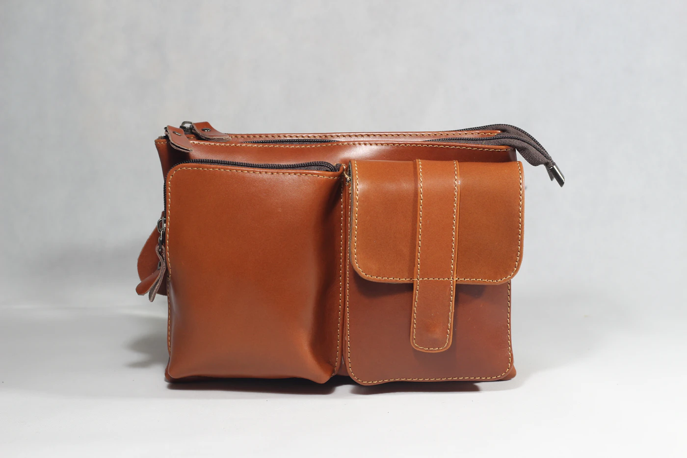 Utility Crossbody in Tan