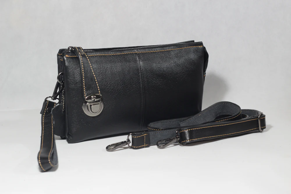 Aurelia Top Handle