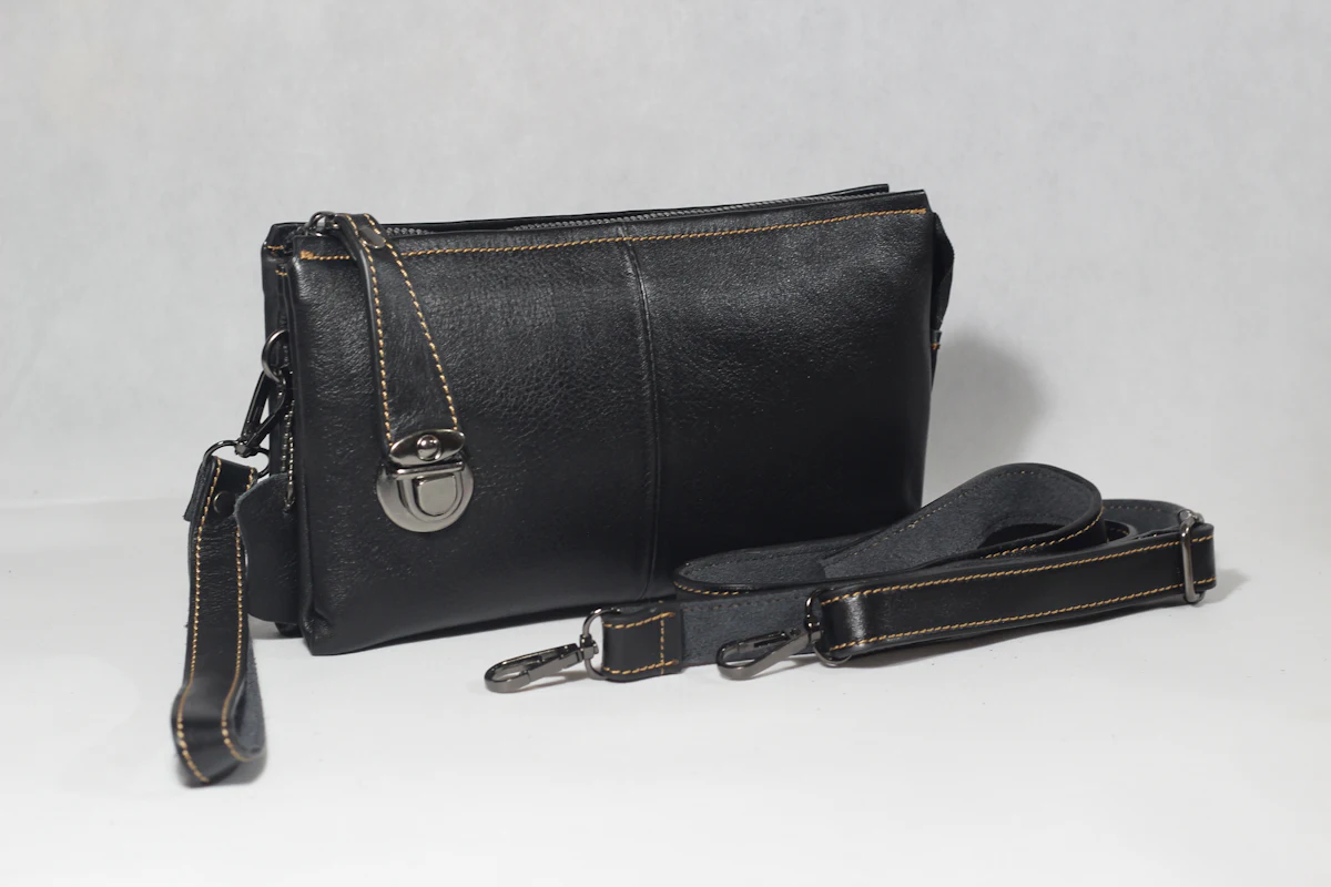 Aurelia Top Handle