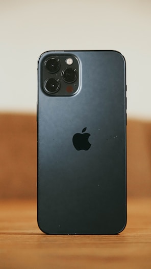 a black cell phone
