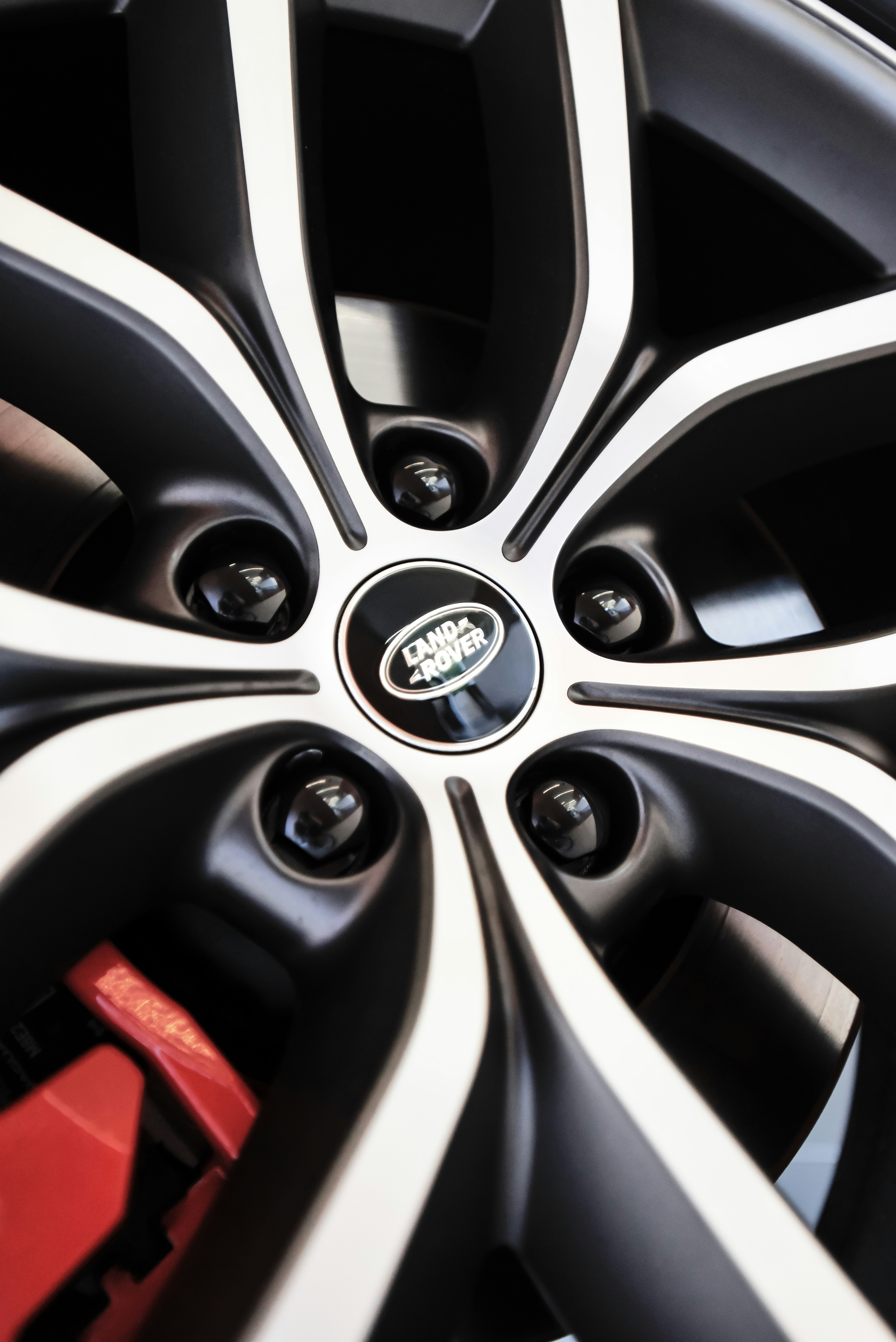 gray computer monitor