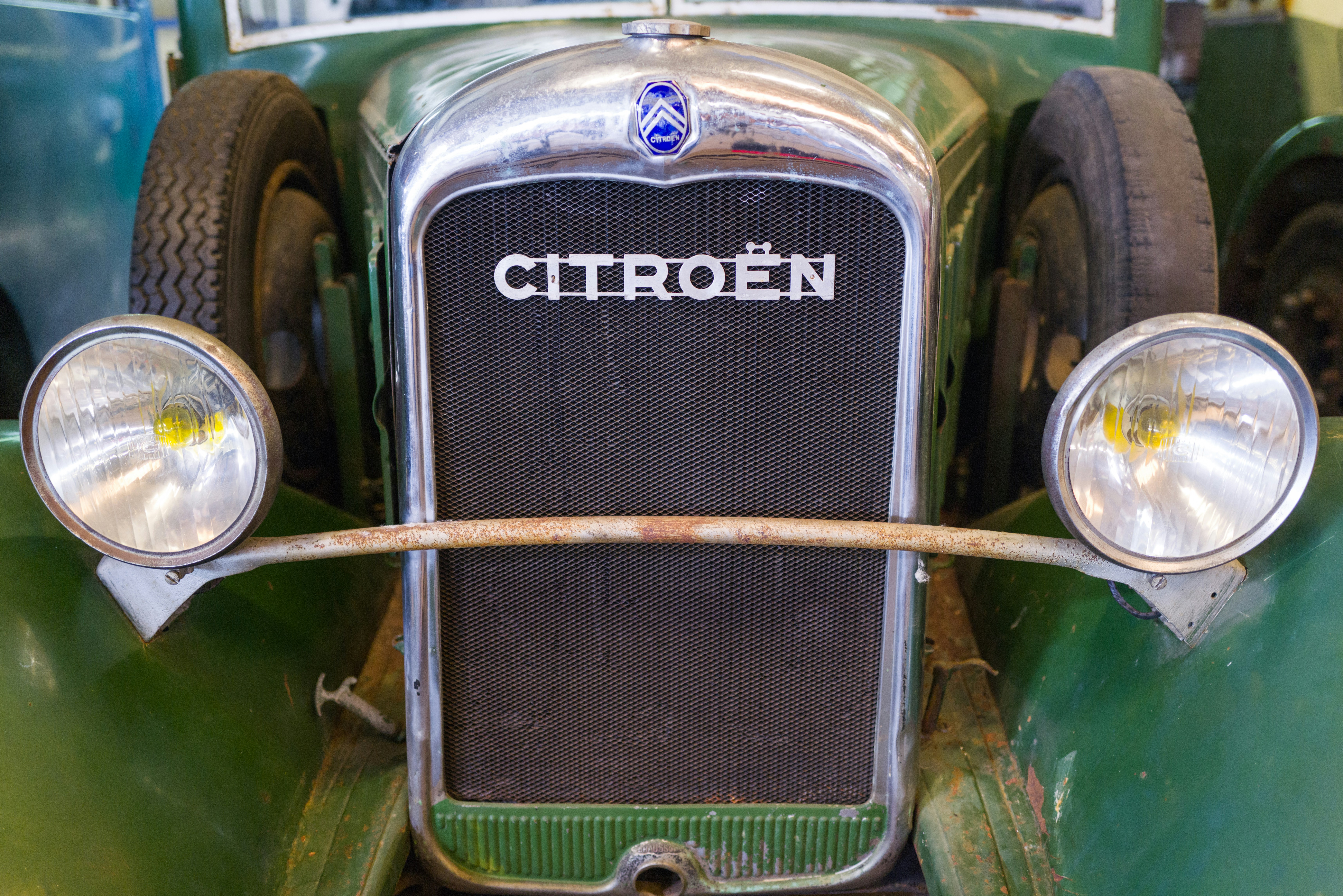 Rear view of the Bugatti Chiron with its distinctive taillight.
