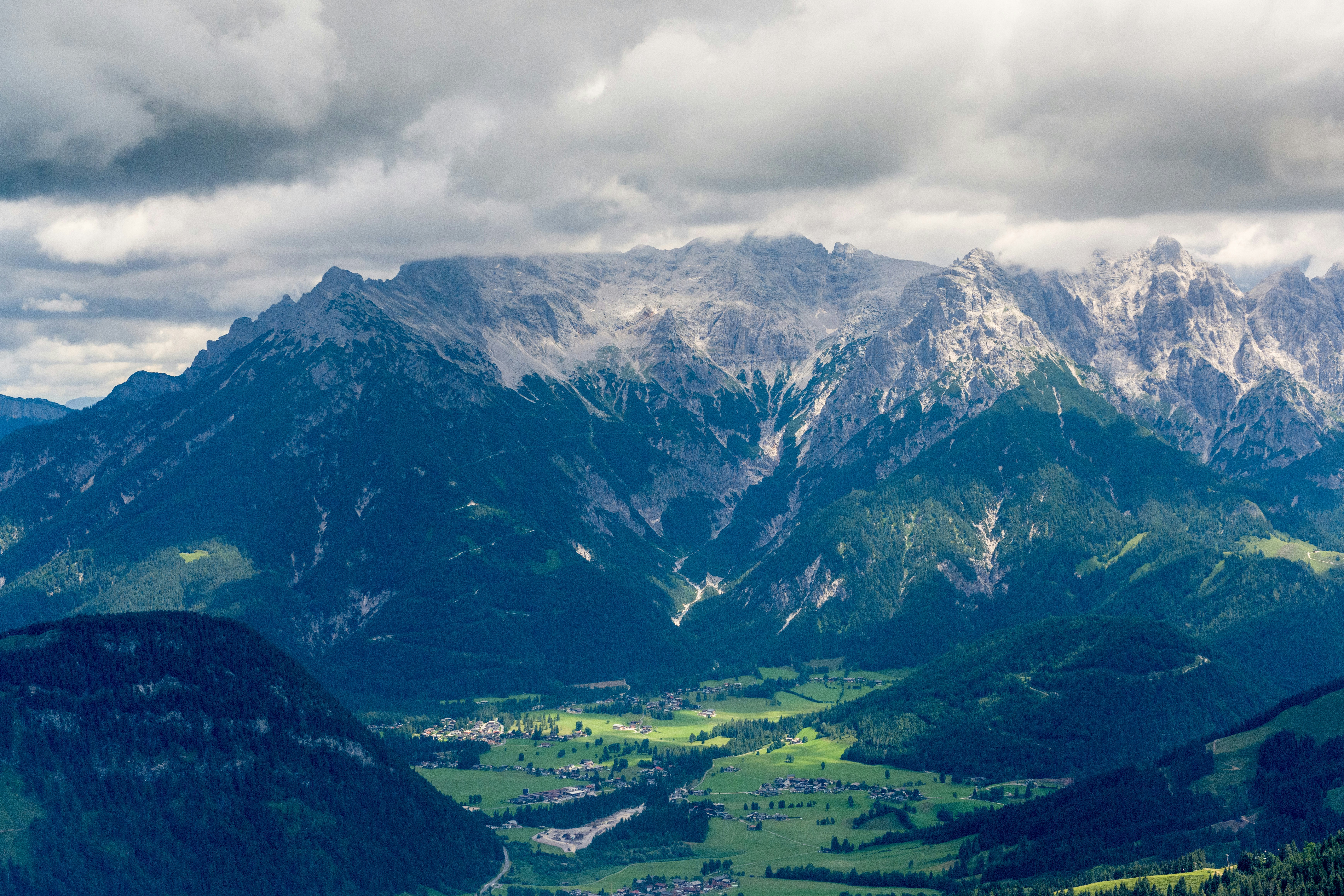 Photo by felixrottmann