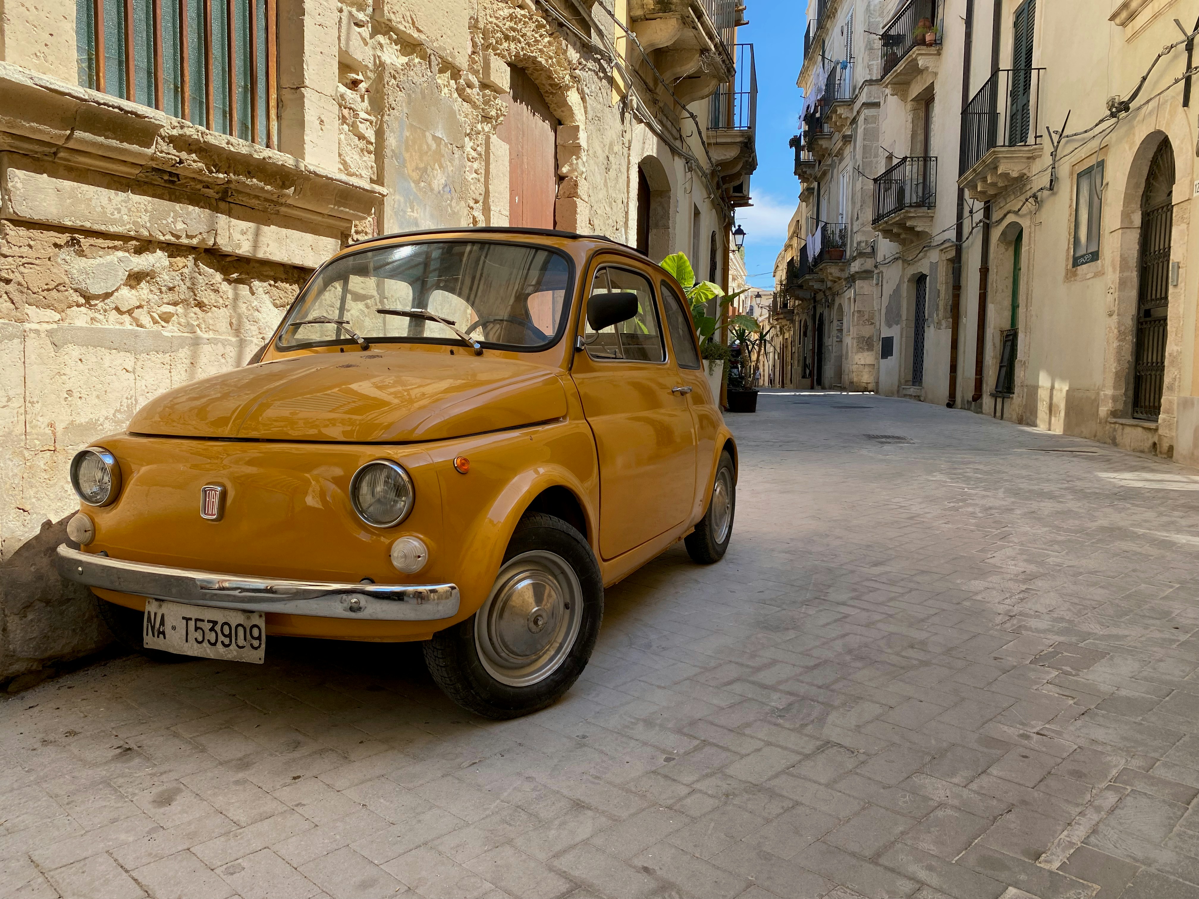 XLM підвищився на 2.6% до $0.25, оскільки банк США тестує пілотний проект зі стейблкоїнами.