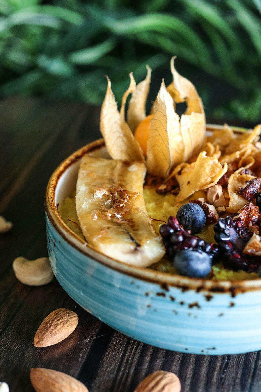 a bowl of fruit