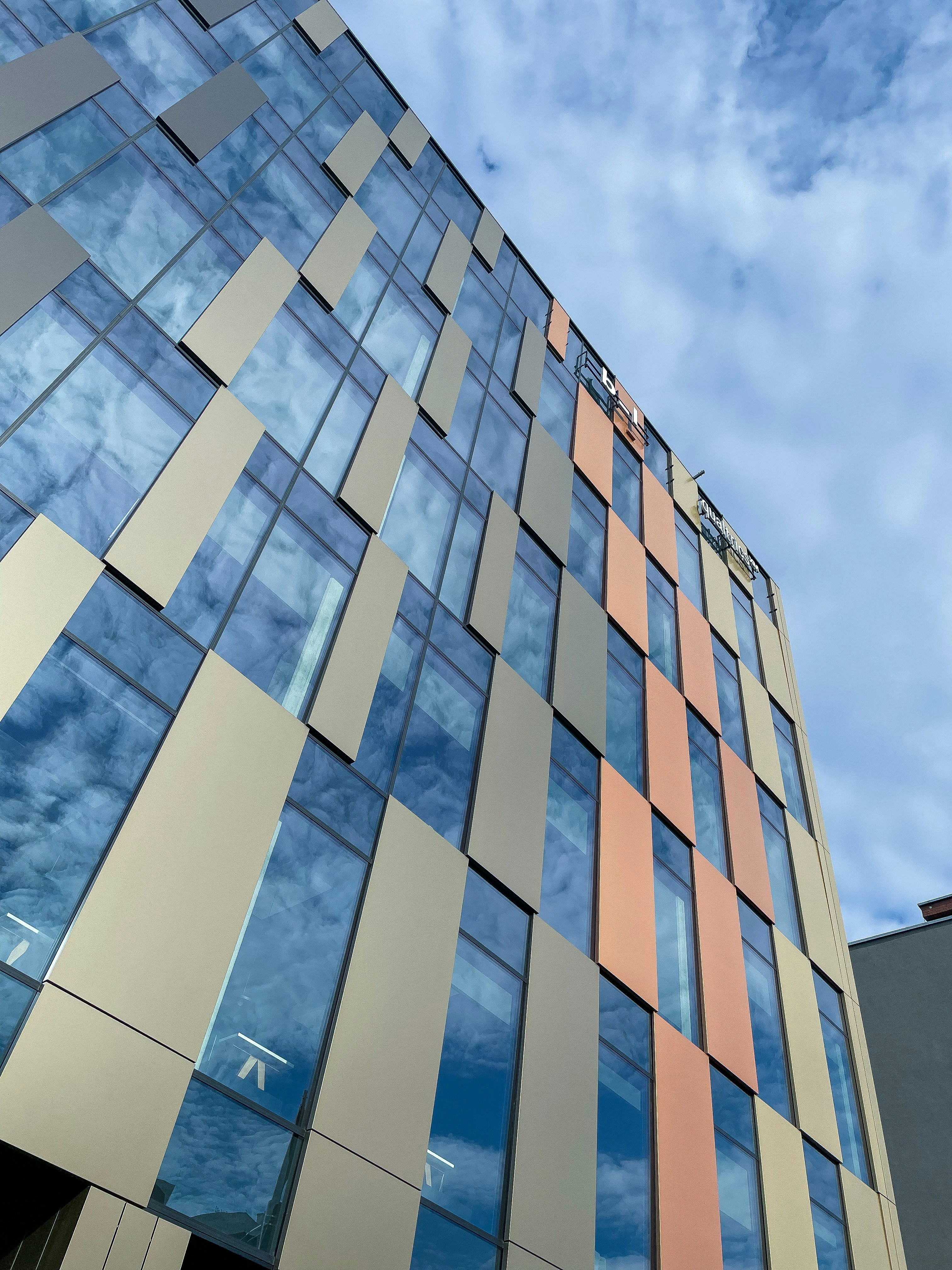 Photo by szymon12455