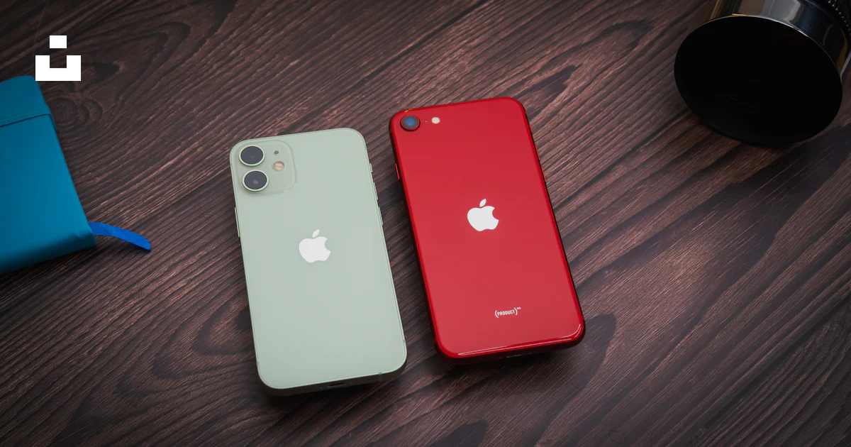 Celulares Rojos Foto Un grupo de teléfonos celulares – Imagen Rojo gratis en Unsplash