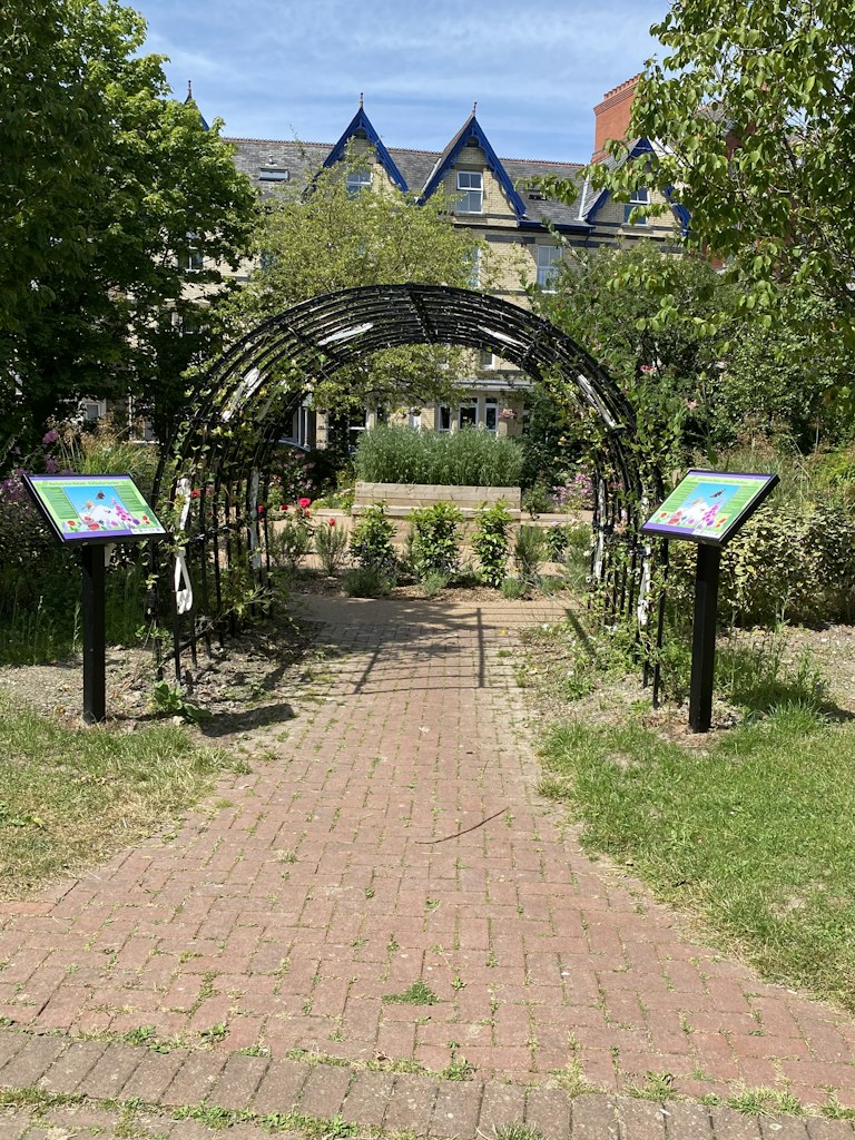 Briar Pathways