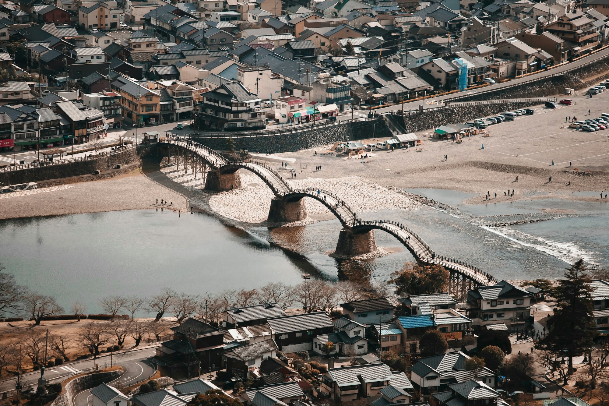 Iwakuni's Local Cuisine: Exploring Traditional Dishes, Restaurants & Recipes