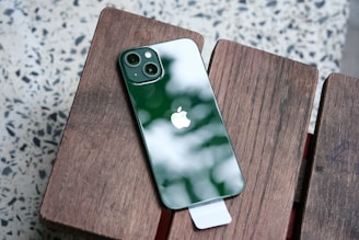 iPhone 13 Km0 de Plant Your Phone 